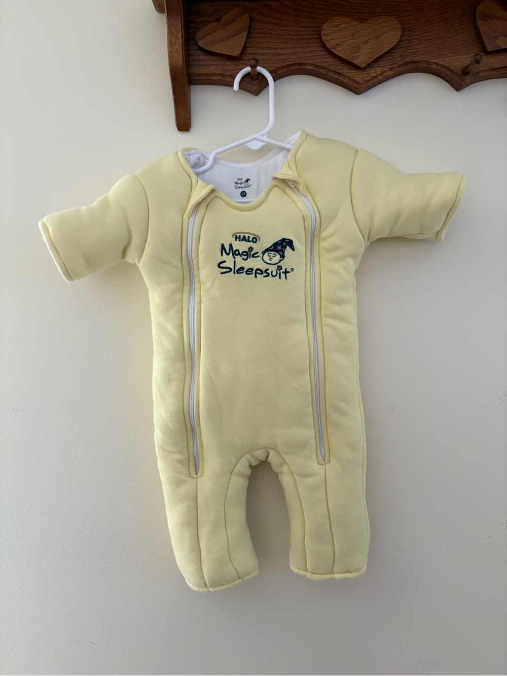 Halo Magic Sleepsuit Light Yellow Size Small 3-6 Months